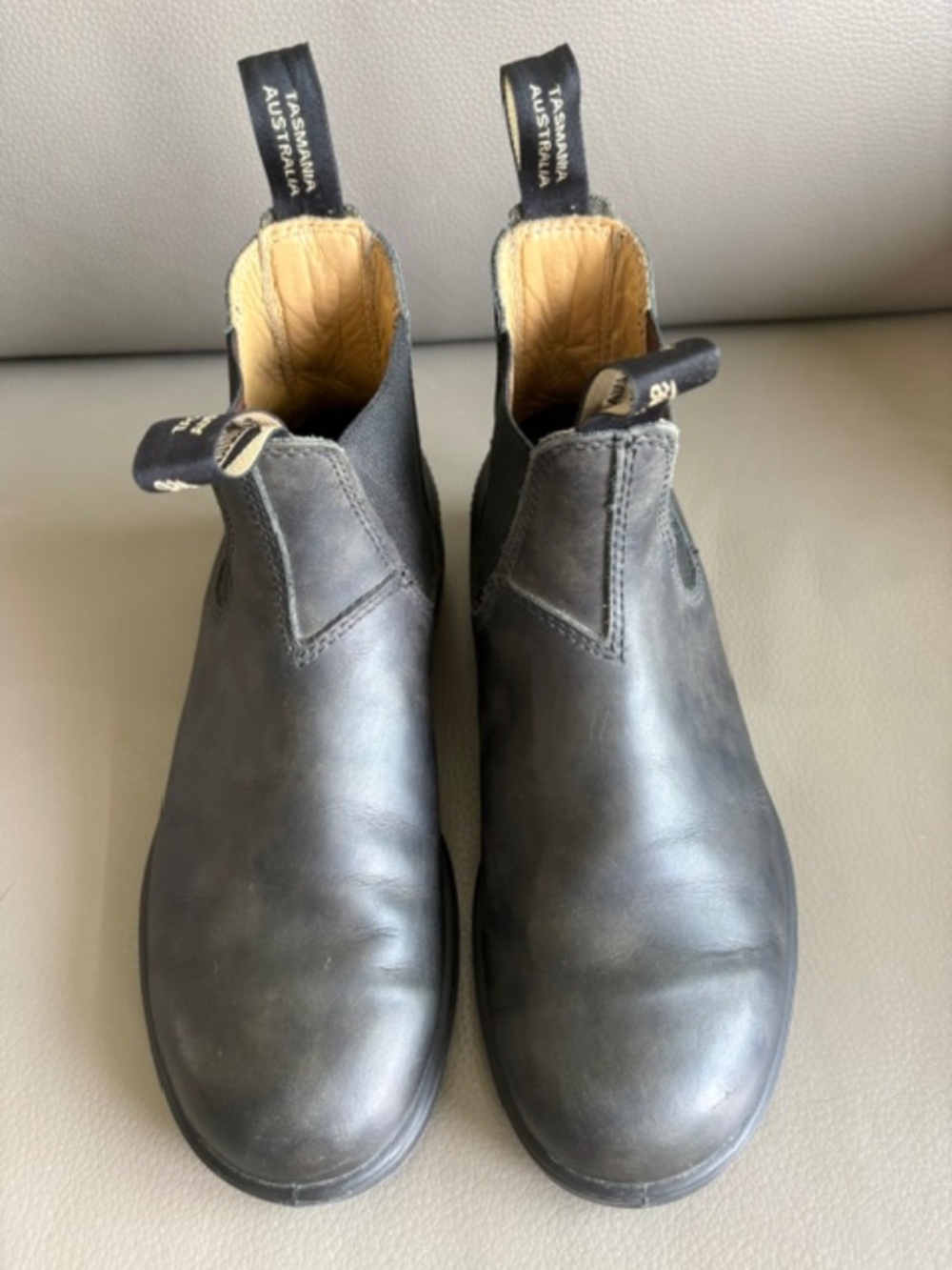 Blundstone Classic premium leather sz US/CAN 10 Women's/8 Men's (7AU) gray brown